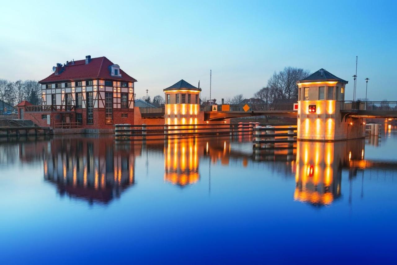 Apartament Wigilijna Premium Starówka Elblag Exterior foto